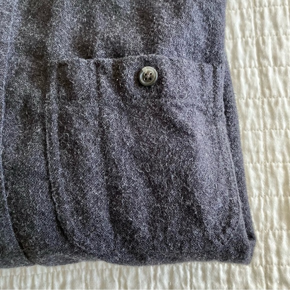 JCrew unisex cotton/wool button down shirt w/leather elbow patches - Picture 4 of 12